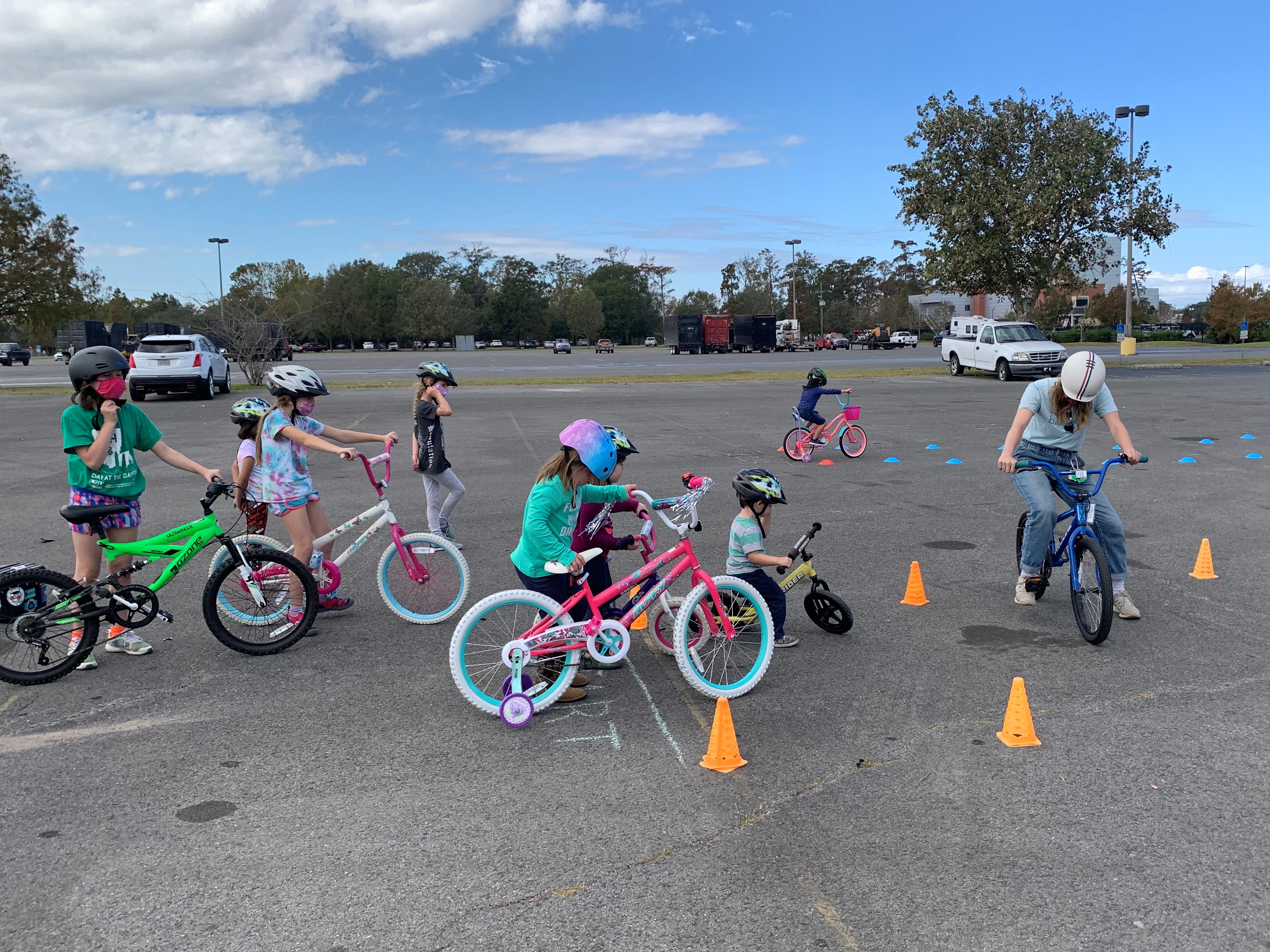  Jefferson Parish 4-H Junior Leaders attend bike, nutrition day at LaSalle Park 